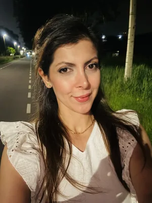 sara akbari