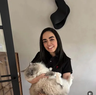 Farnaz Yoosefian
